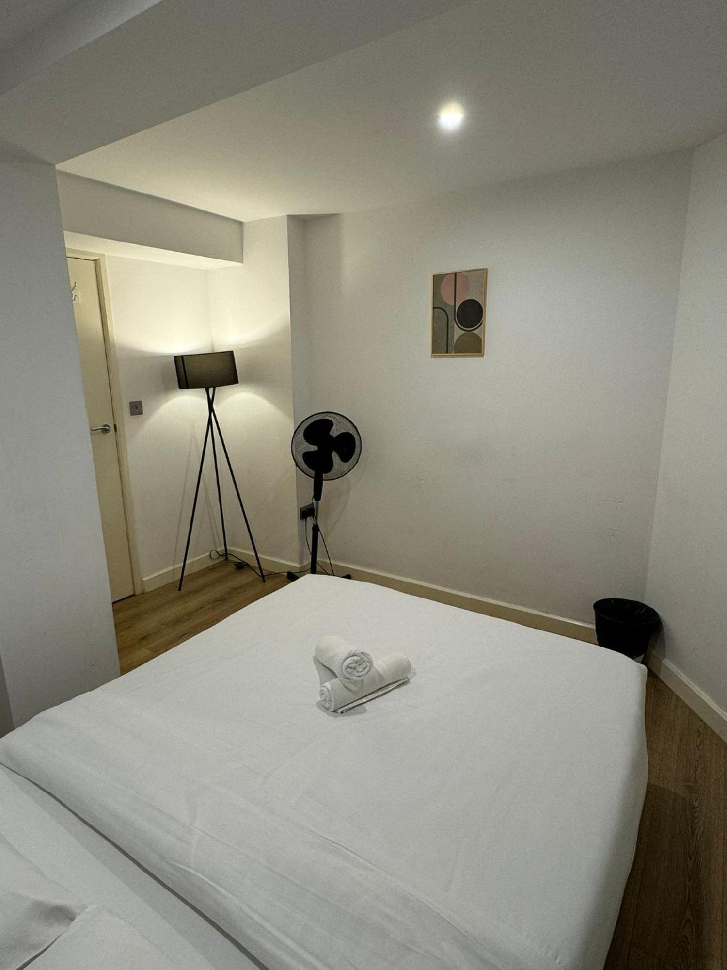 Cozy Two Bedroom Apartment Sleeps 6 Near Camden Market Hw10 Londra Dış mekan fotoğraf