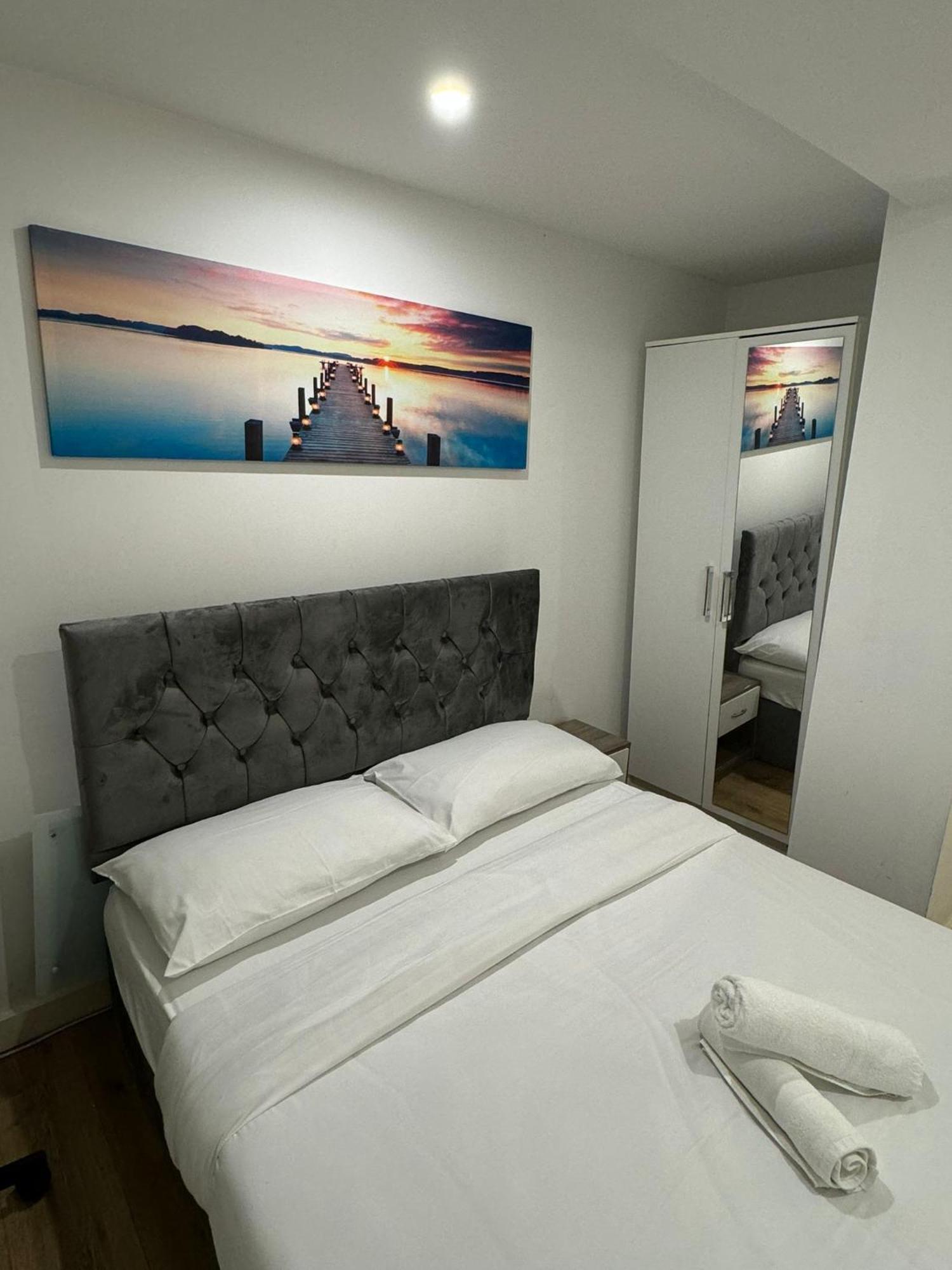 Cozy Two Bedroom Apartment Sleeps 6 Near Camden Market Hw10 Londra Dış mekan fotoğraf